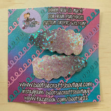 Load image into Gallery viewer, Chunky Glitter Scalloped teardrop Snap clip sets
